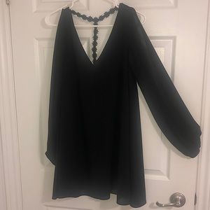 Small Tobi black long sleeve dress